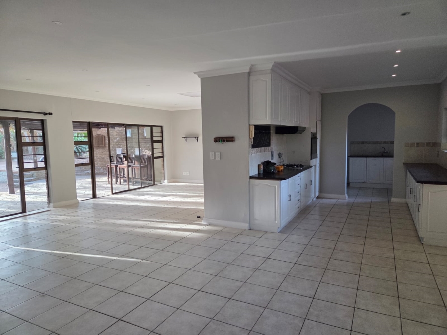 4 Bedroom Property for Sale in Nahoon Valley Park Eastern Cape